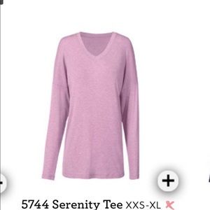 Cabi mauve colored t shirt. Never worn